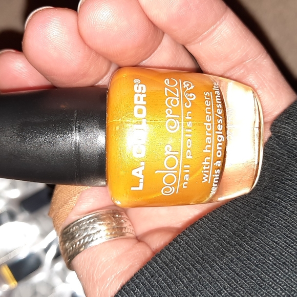 Nail care bundle. 4 items. 3 polishes& 1 set of black marble w/gold Nail wraps - Picture 2 of 6